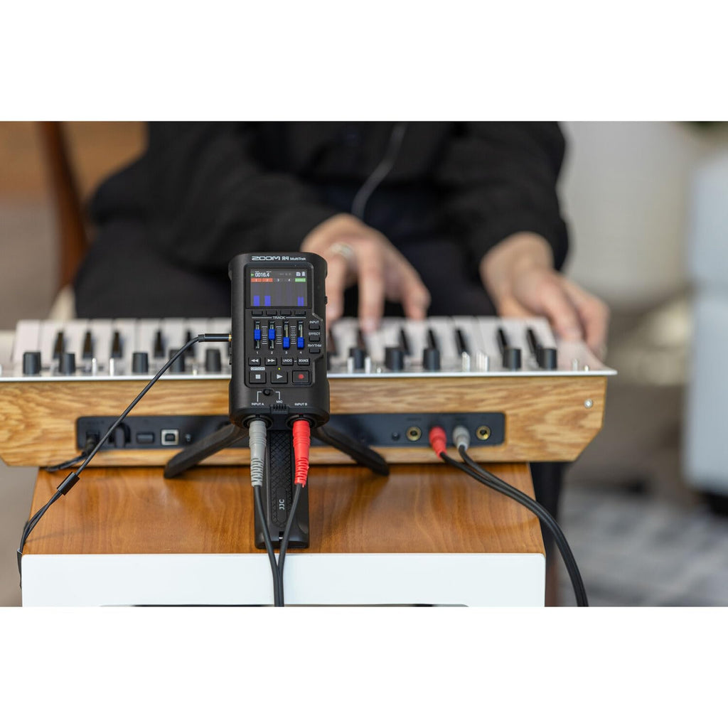 4-Track 32-Bit Float Portable Audio Recorder H787416