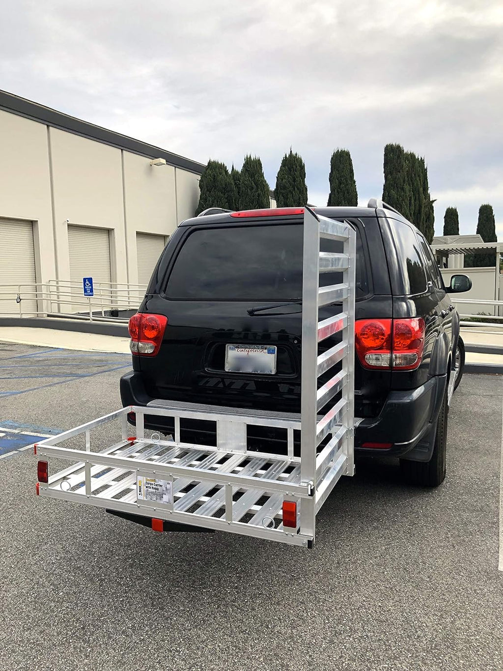 Aluminum Hitch Mount Wheelchair Carrier with 47" Ramp Q229