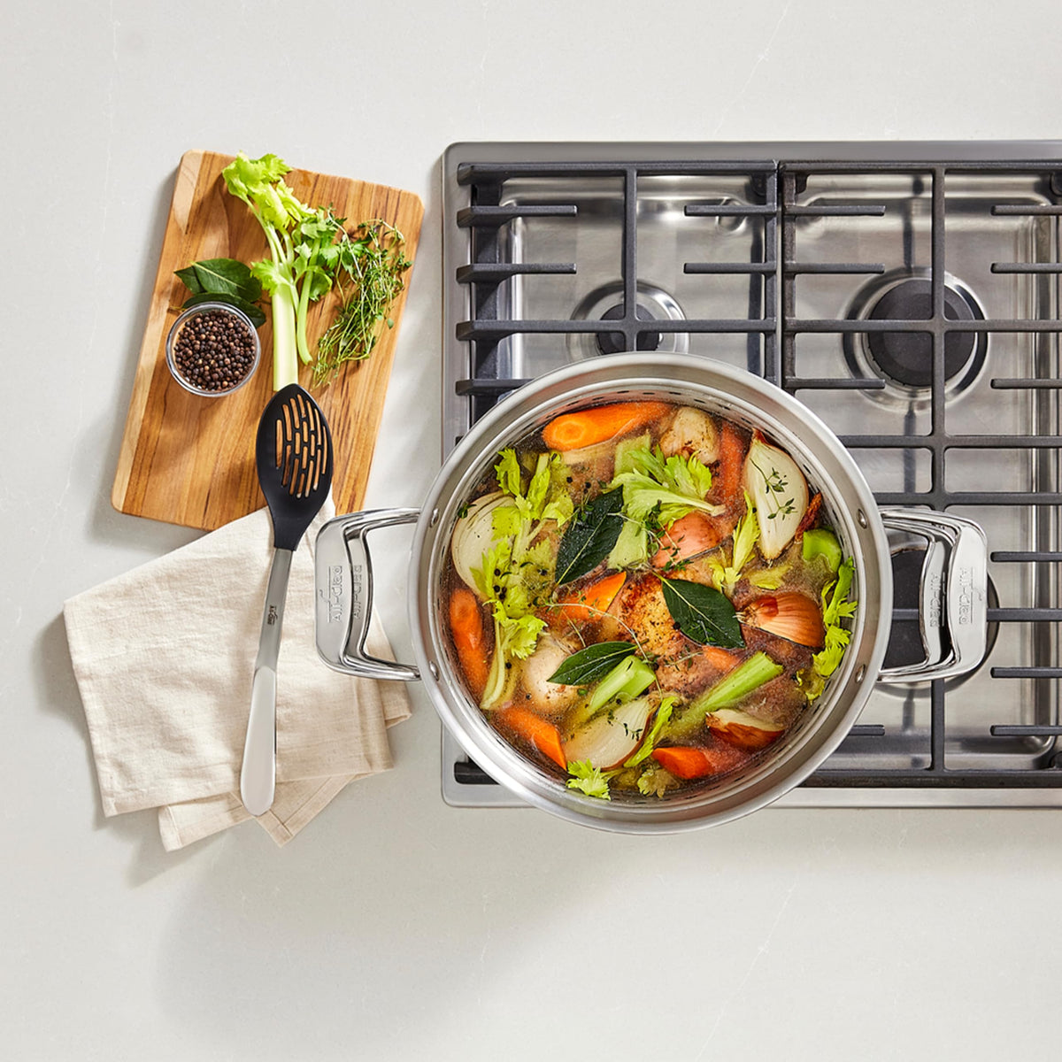 16 Qt Multipot with Strainer Insert & Lid O99647